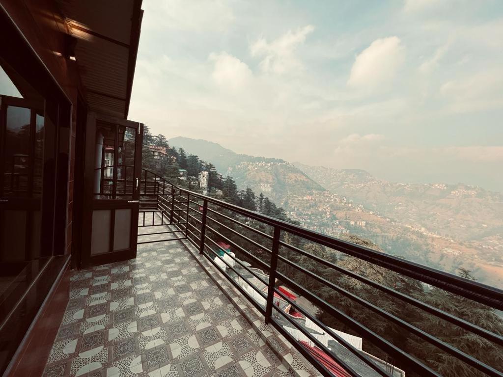 Bed and Breakfast Ambrosia Grand Shimla Esterno foto