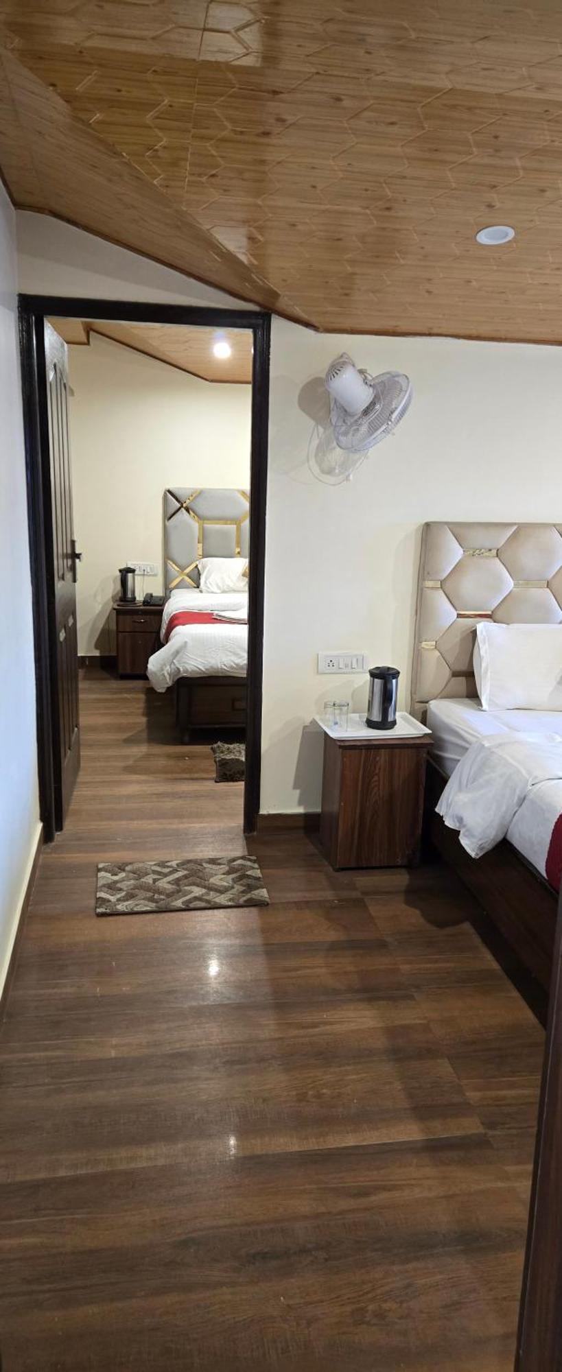 Bed and Breakfast Ambrosia Grand Shimla Esterno foto