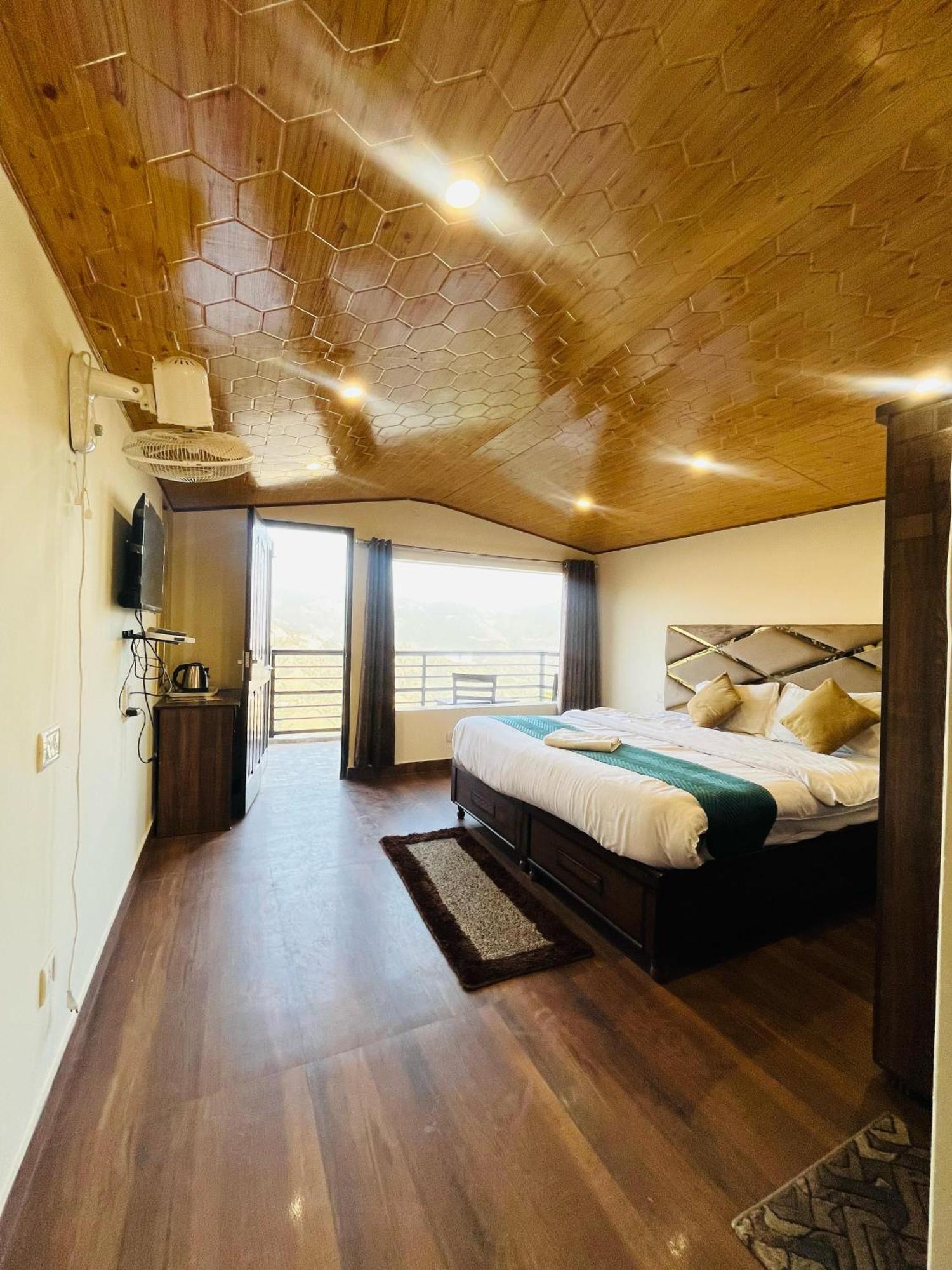 Bed and Breakfast Ambrosia Grand Shimla Esterno foto