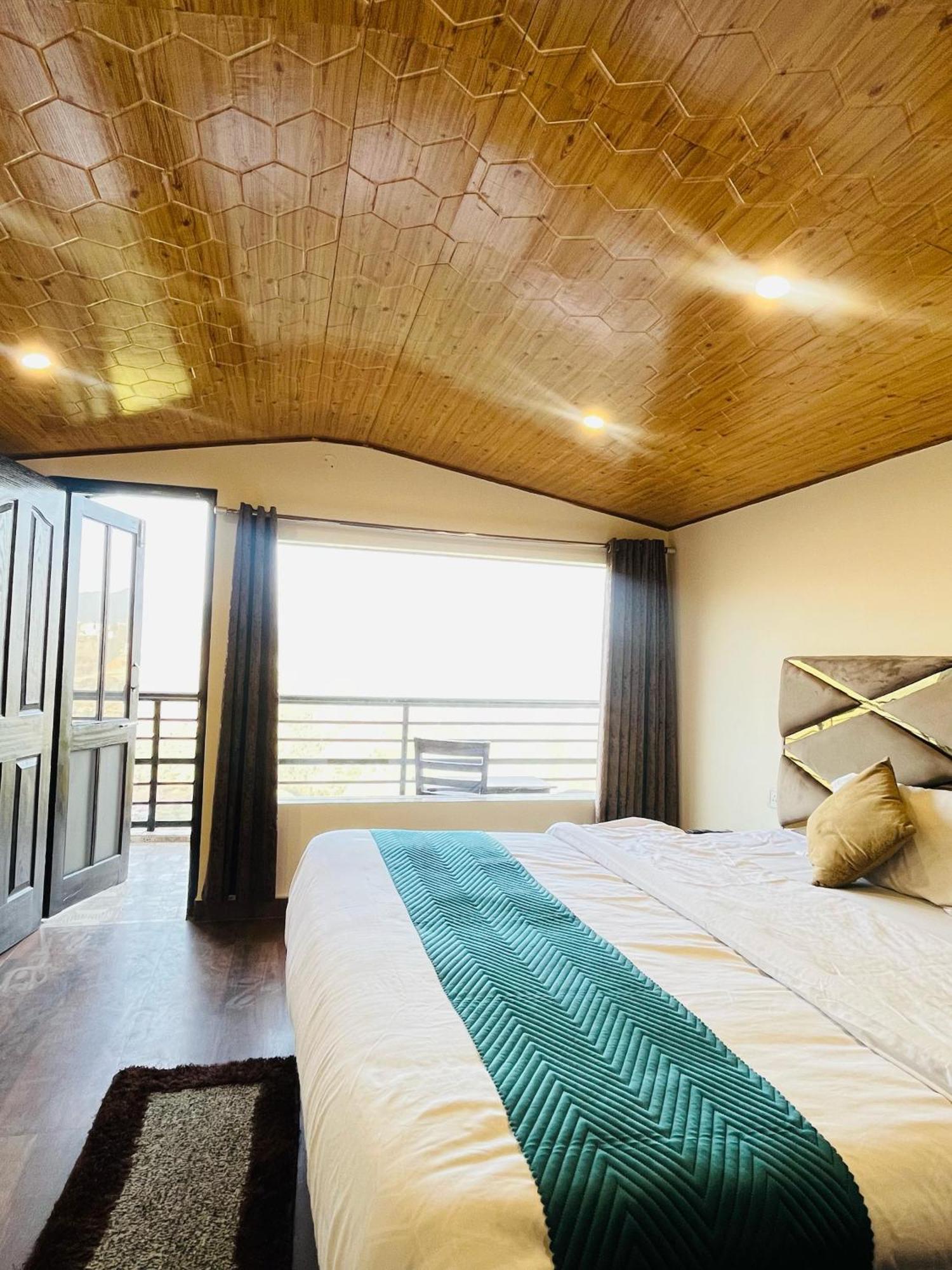 Bed and Breakfast Ambrosia Grand Shimla Esterno foto