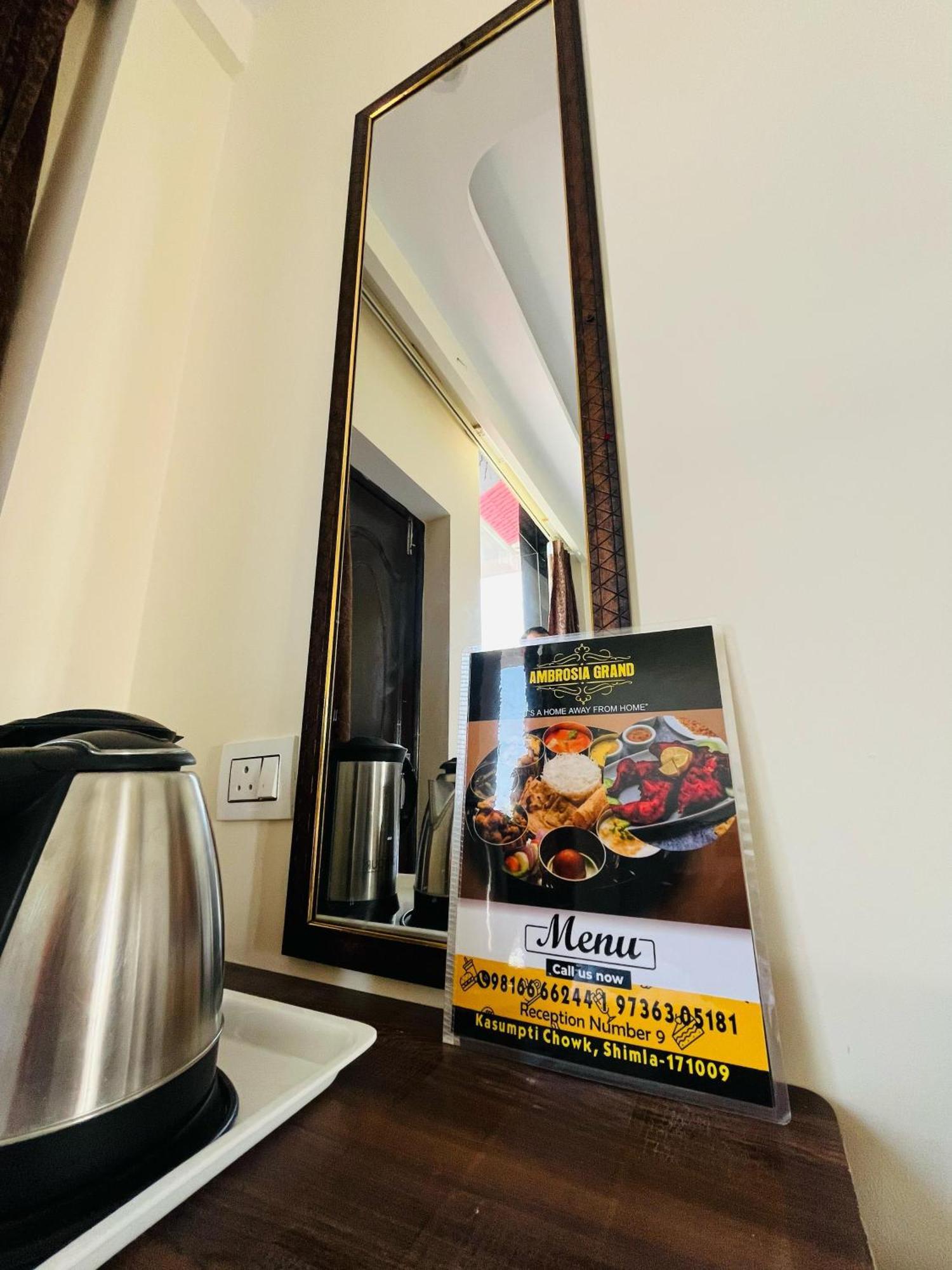 Bed and Breakfast Ambrosia Grand Shimla Esterno foto